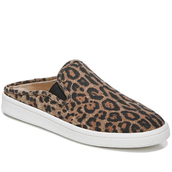 LifeStride NOTABLE Animal Printed Clogs - Picture 6 of 8